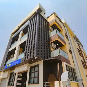 Fabhotel Saumendra Varanasi